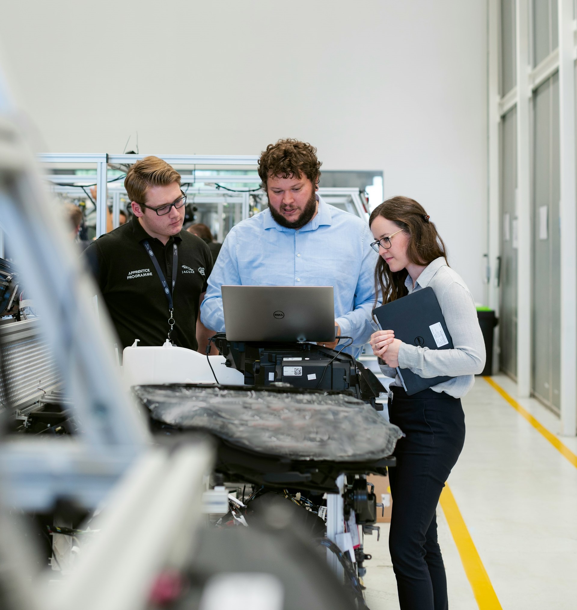 thisisengineering-FXgbqr-t7uw-unsplash thisisengineering FXgbqr t7uw unsplash Wissensraffinerie, KI-Lernlücke, betrieblicher Wissensverfall, belastbare KI, Unternehmens-KI versagt Das Manifest der Wissensraffinerie